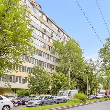 Central Apartment Muncii Area Netflix Bukarest Exterior foto