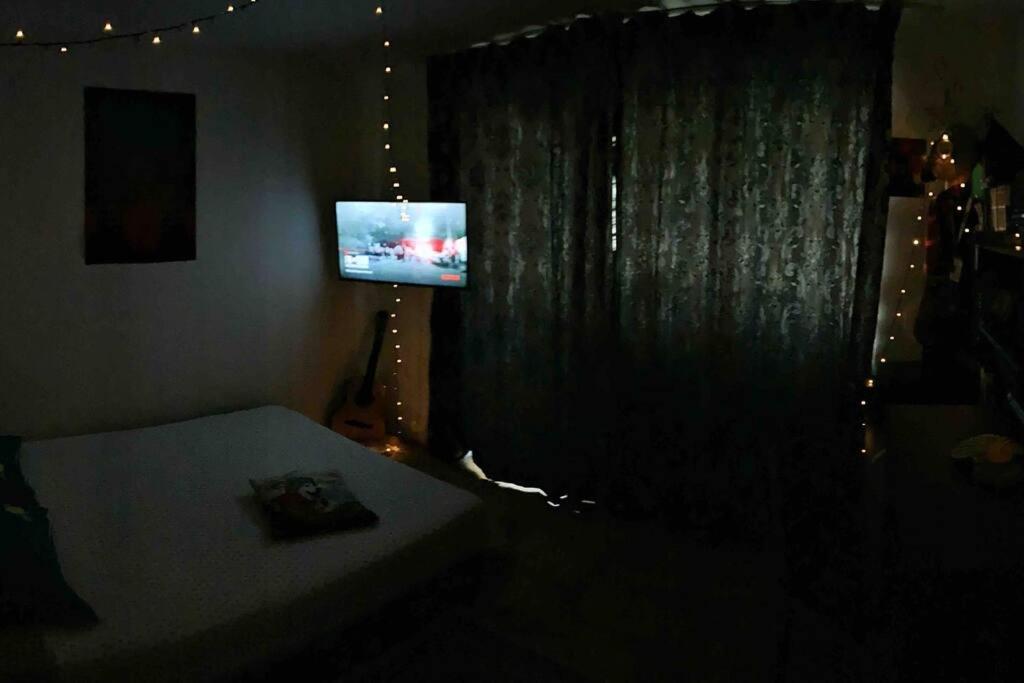 Central Apartment Muncii Area Netflix Bukarest Exterior foto